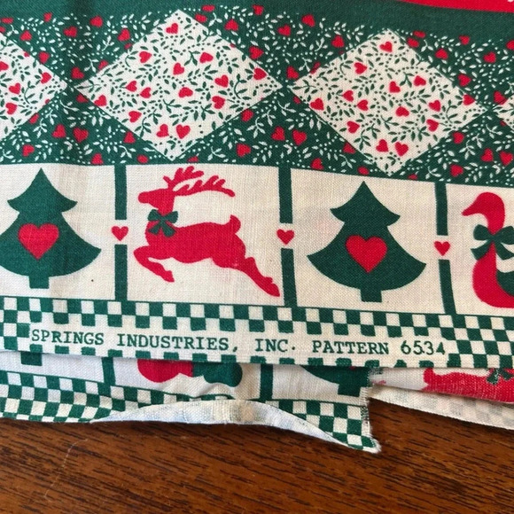 Lot Of Two Springs QUILT SQUARES Christmas Fabric 6536/6534 Cut & Sew 45"x35" - Picture 9 of 14